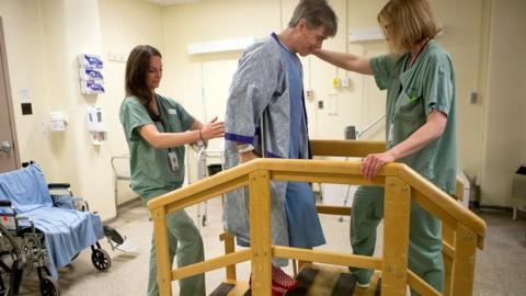 Health care: Ontario hip, knee surgeries expanded to private clinics