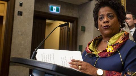 Liberal Party resolutions focus on challenges of enforcing Canada Health Act