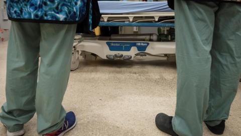 Medical students face delayed graduation amid Quebec doctor dispute - Montreal