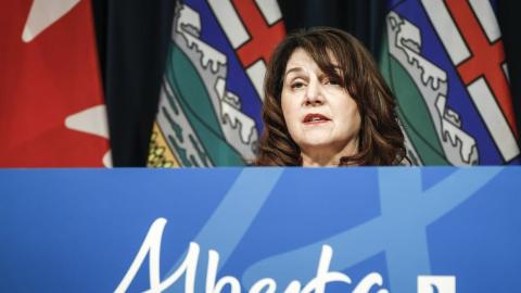 Minister halts rebranding of Emergency Health Services