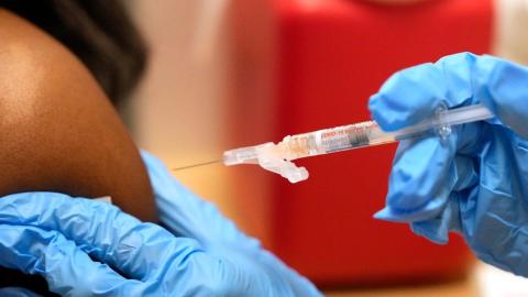 Moderna's latest COVID-19 vaccine is both approved and 'made in Canada'