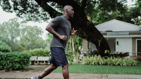 Most Canadians not getting enough weekly exercise: study