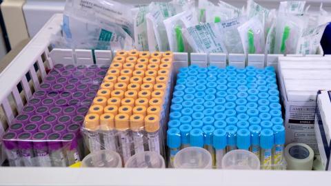 MUHC cancels phone line for booking blood tests