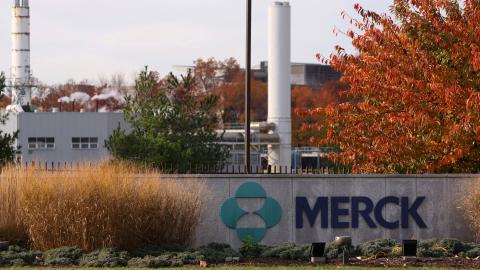 New Pill Could Slash Cholesterol Levels, Trials Suggest