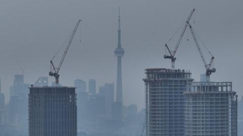 Ontario labour federation urges more worker protections as air quality concerns grow