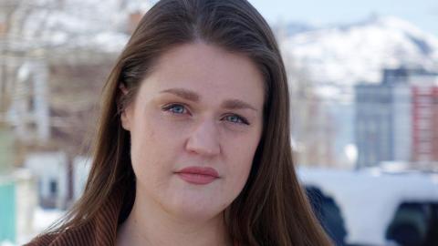 Patient stuck with thousands in travel costs after surgery cancelled at the last minute