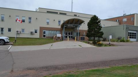 PEI government hopes rural CT scanners will helps recruit physicians