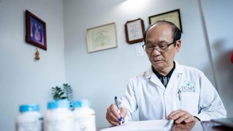 Plan to deregulate traditional Chinese medicine in B.C. sparks outcry