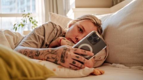 Poor sleep linked to rising cancer risk in under-50s