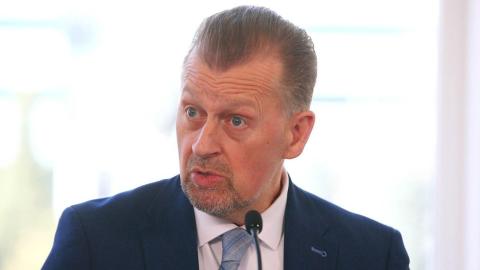 Province plans to close Edmonton's two remaining consumption sites, but 'not in the immediate future'