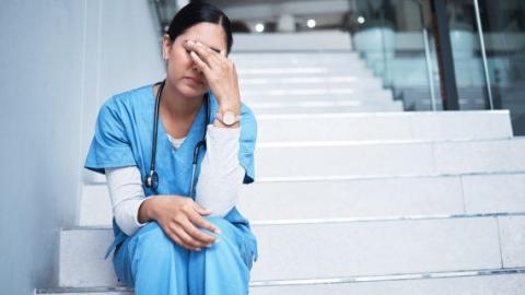 Quebec losing 37 young nurses for every 100 who enter workforce: report