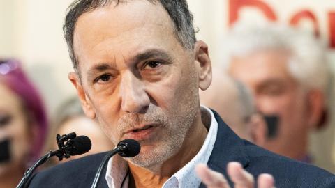 Quebec specialist doctors begin new round of pressure tactics