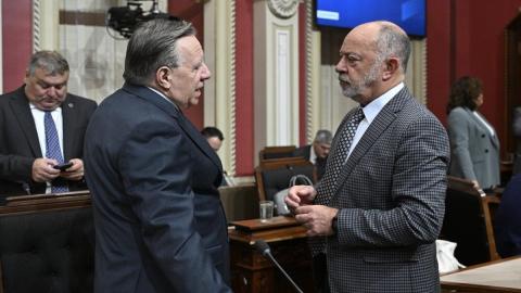 Quebec tables bill to force new payment scheme on doctors