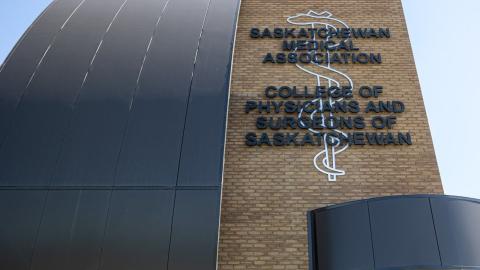 Regina doctor suspended for improper prescribing, dishonesty