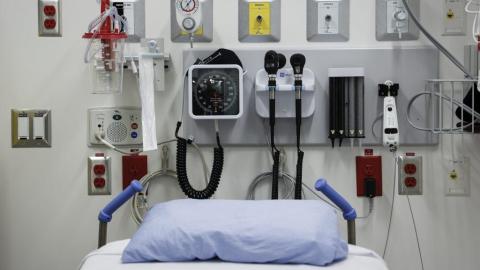 Restructured AHS not helping overcrowded ERs, doctors say