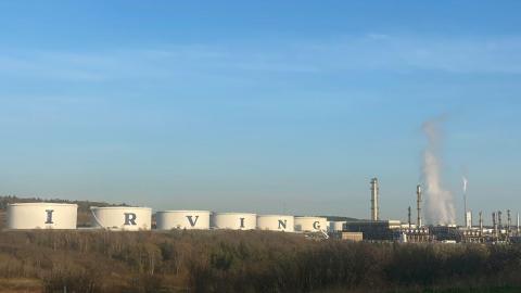 Saint John refinery neighbour hopes new regulations reduce cancer-causing pollutant