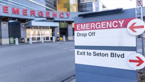 Status quo the greatest threat to Canadian health care