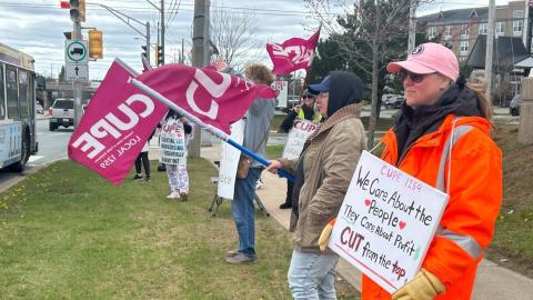 'They're trying to starve the members out': N.S. long-term care worker strike reaches fifth week
