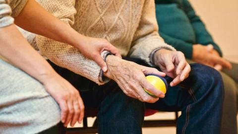 This could be the ‘turnaround decade’ for Alzheimer’s treatment, says expert