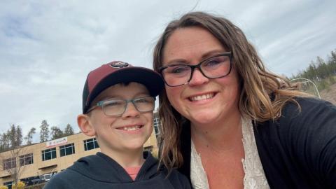 This mother is honouring her son's life by teaching kids about air quality
