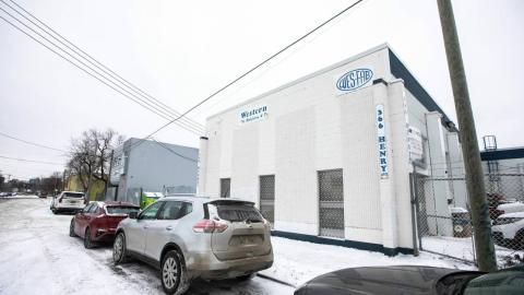Tories decry limited hours of drug site, despite repeatedly opposing it
