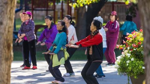University of Calgary study shows benefits of mindfulness and tai chi practices for cancer survivors