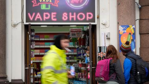 Vaping among children reaching 'alarming' number: WHO