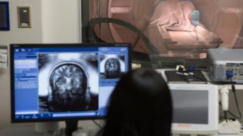 Wait times increasing for some medical procedures outsourced to for-profit clinics in Ontario: report