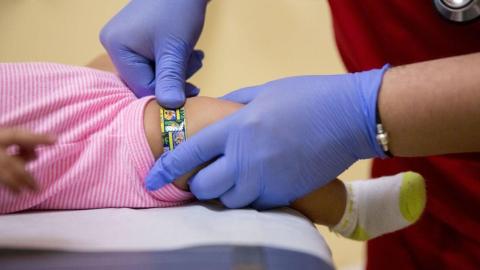 Why whooping cough outbreaks in the U.S. have a Canadian doctor on edge