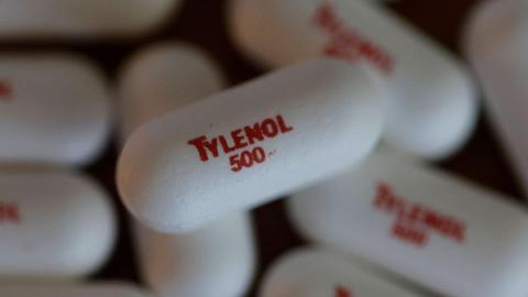 Woman's Tylenol overdose death prompts calls for smaller packaging: coroner